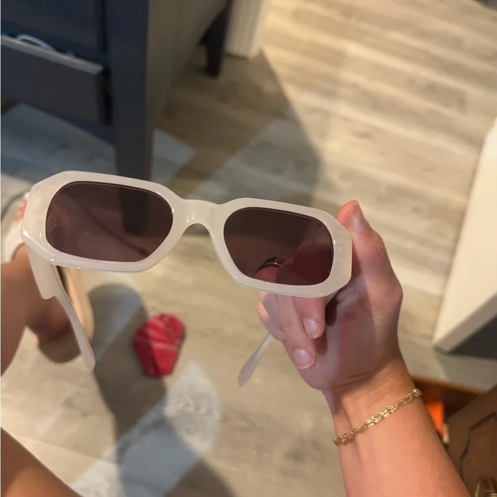 Quay Australia Transparent and Black Tech Glasses